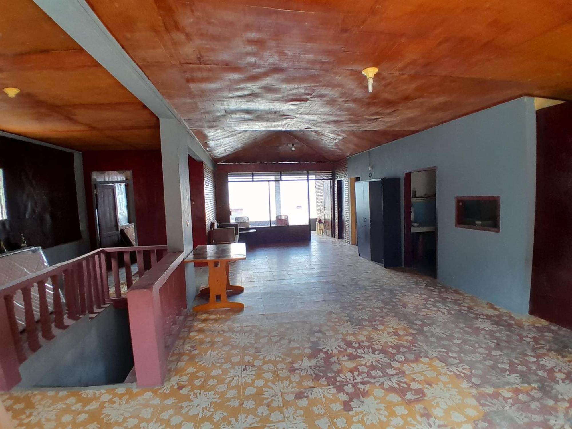 Maruba Inn Tuk Tuk Exterior photo